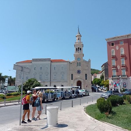 Appartamento Apartman Lukiana*** Spalato Esterno foto