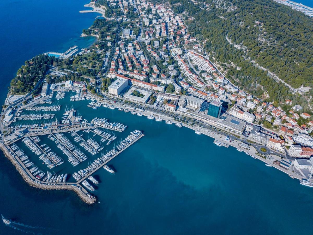 Appartamento Apartman Lukiana*** Spalato Esterno foto
