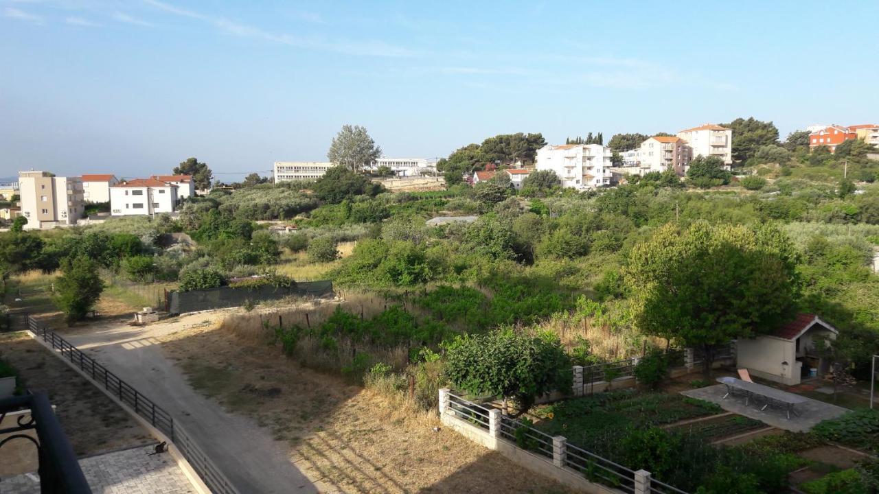 Appartamento Apartman Lukiana*** Spalato Esterno foto